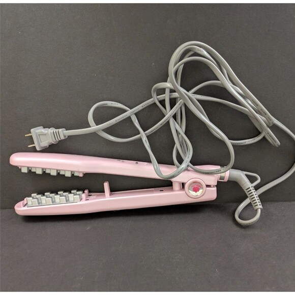 Voloom Petite Hair Volumizing Iron Pink OIPPet1.0 Lightweight Styling Tool - Picture 1 of 3